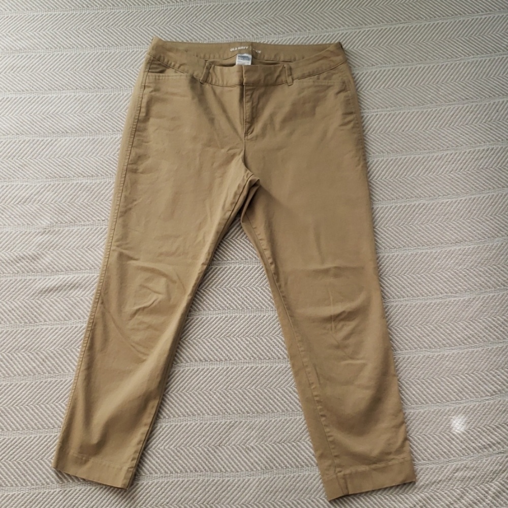 Old Navy Pixie chinos, tan 12